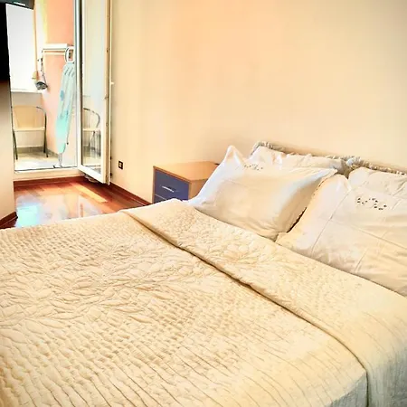 Excellent Apartment Split
